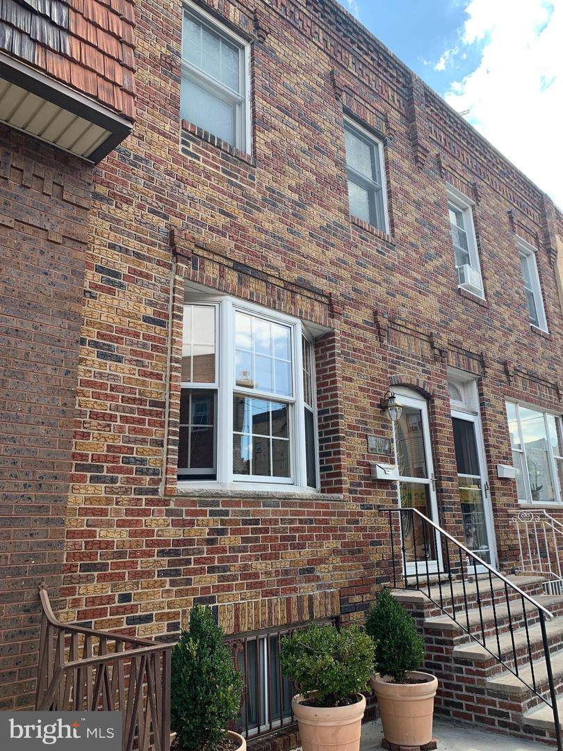 2447 9TH Street - Photo 1