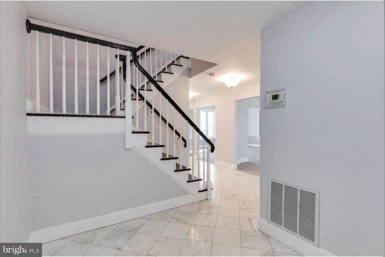 8101 Connecticut Avenue - Photo 1