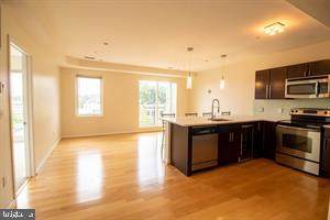 329 Rhode Island Avenue - Photo 1