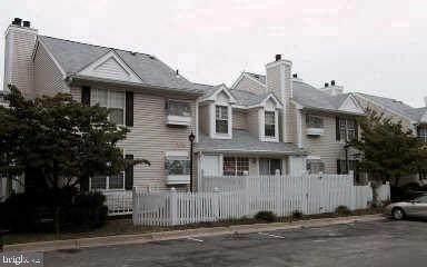 2923-E Woodley Street - Photo 1