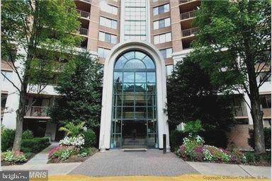 10101 Grosvenor Place - Photo 1