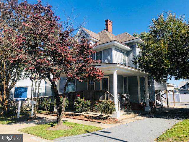 6 Railroad Avenue - Photo 1