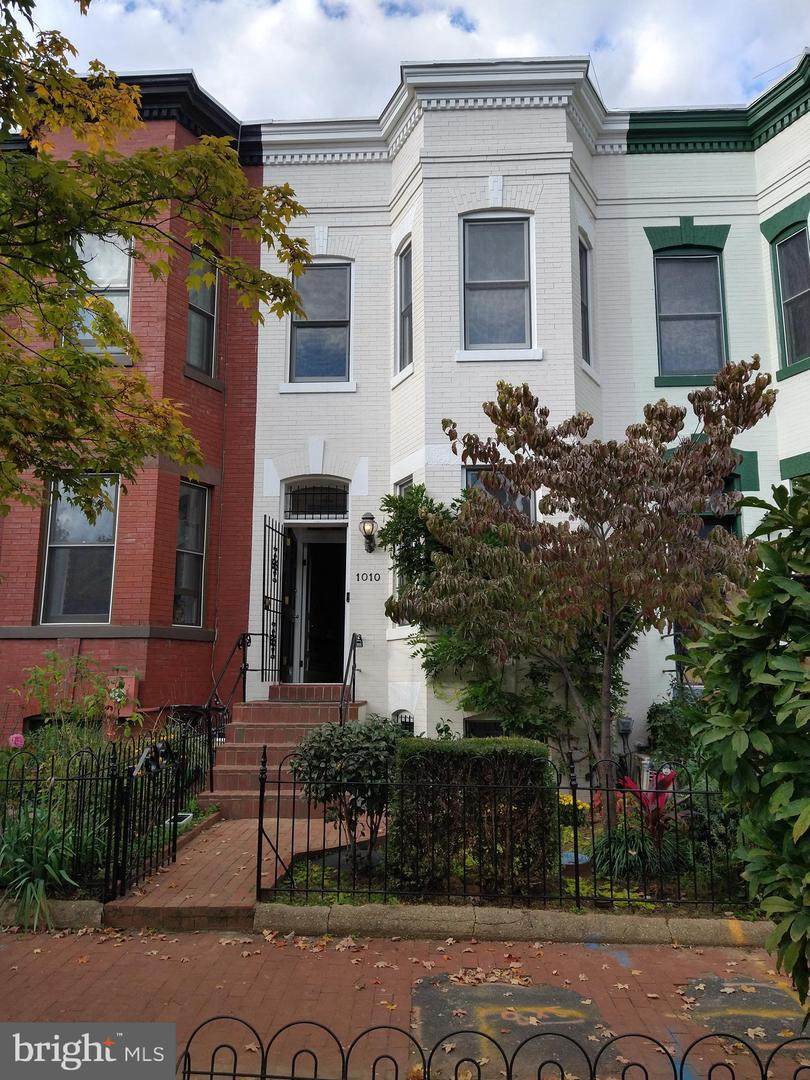 1010 Independence Avenue - Photo 1