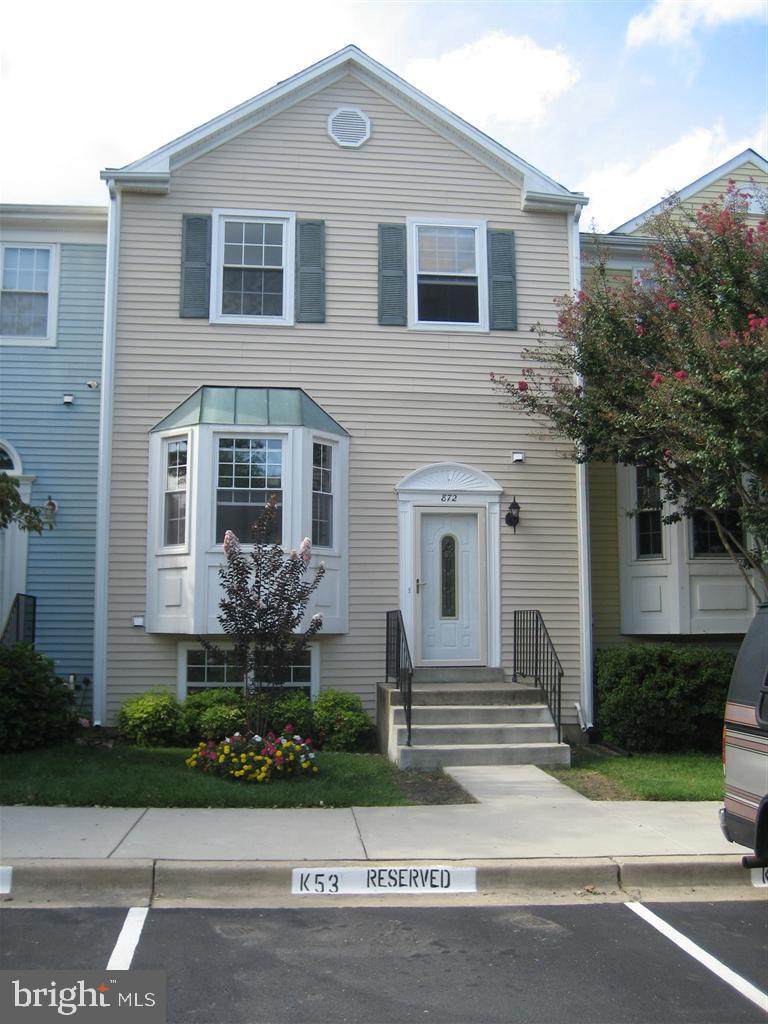 872 Bayridge Drive - Photo 1