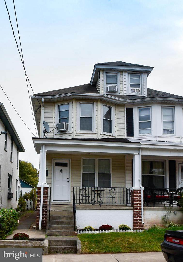 114 Roland Street - Photo 1