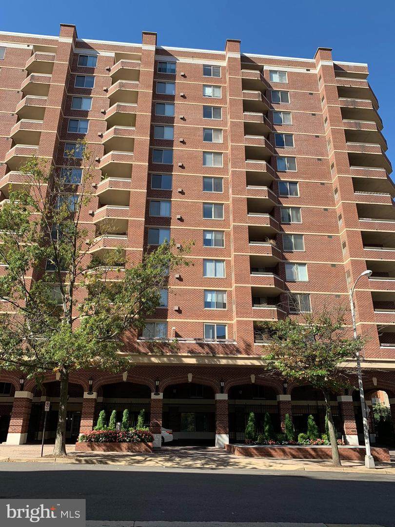 1276 Wayne Street - Photo 1