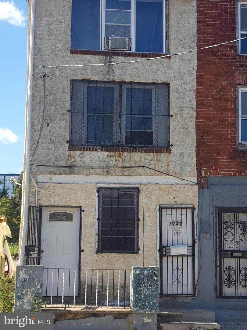1742 6TH Street - Photo 1