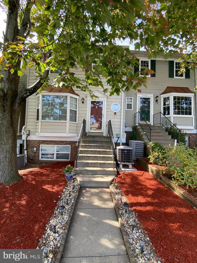 4036 Summer Hollow Court - Photo 1