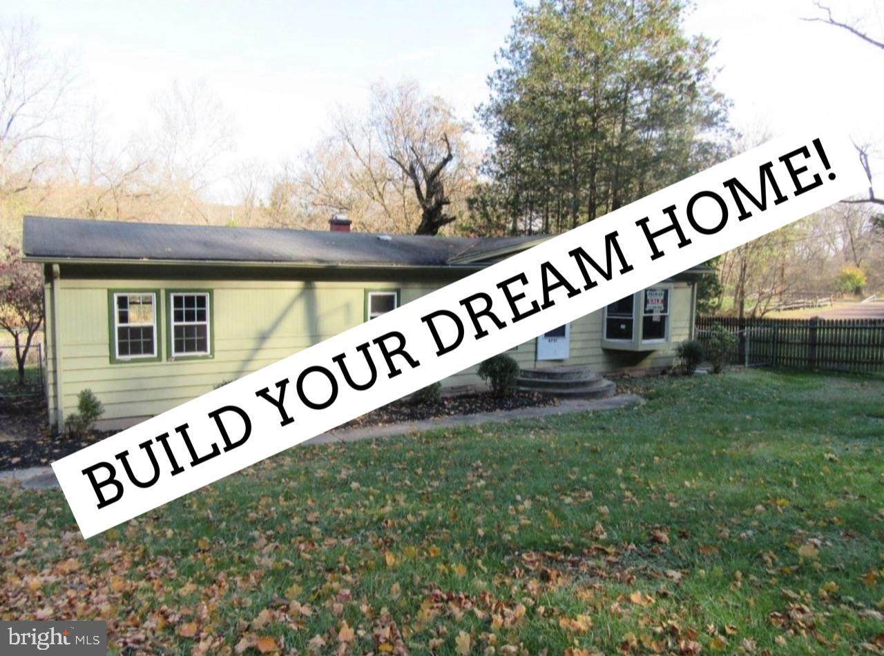 4731 River Road - Photo 1