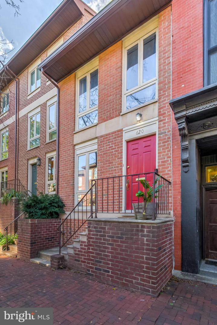 620 Hanover Street - Photo 1