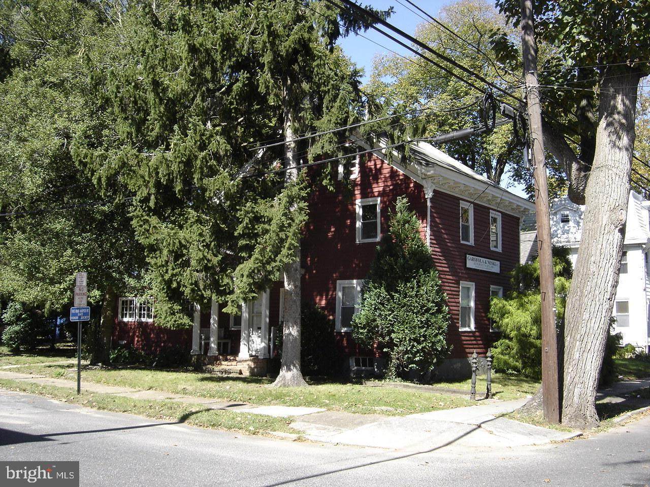 30 Franklin Street - Photo 1