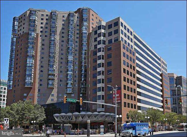 900 Stafford Street - Photo 1