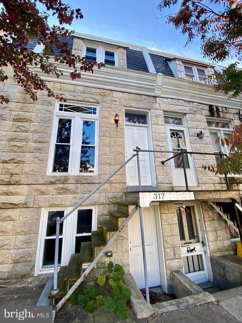 317 30TH Street - Photo 1