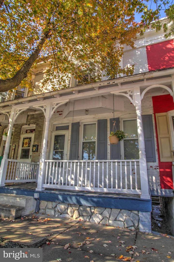 971 Clark Street - Photo 1