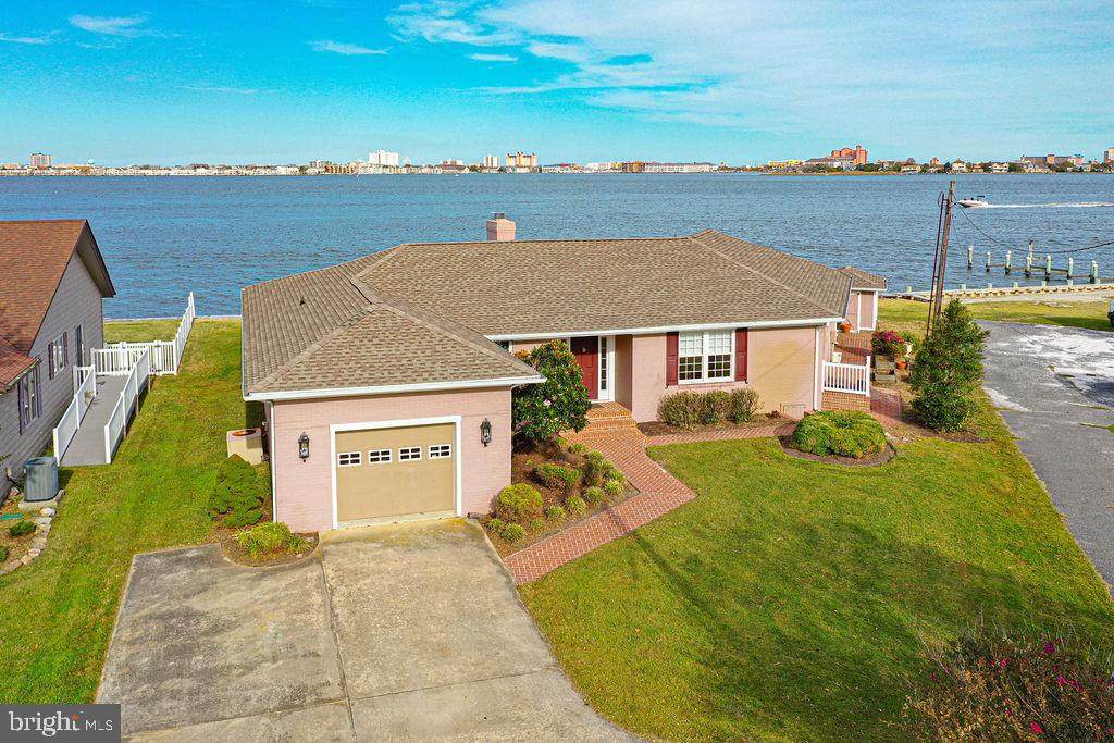 13038 Shore Road - Photo 1
