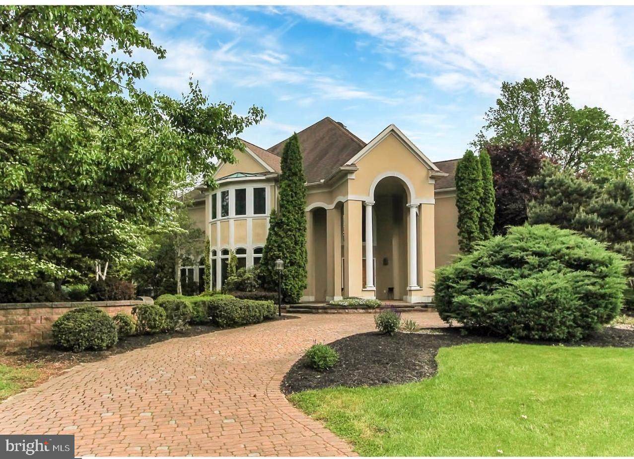 200 Sherwood Drive - Photo 1