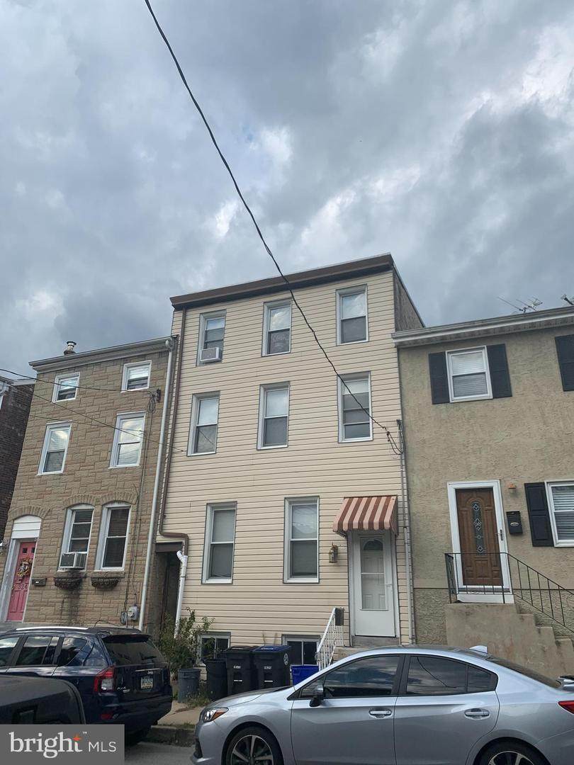 326 Hector Street - Photo 1