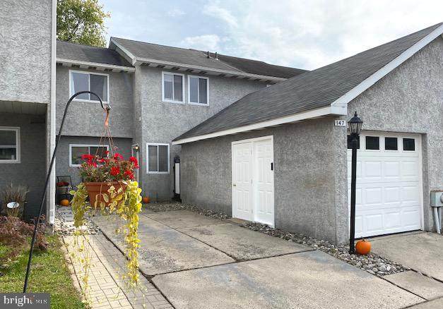 147 Marlyn Lane - Photo 1