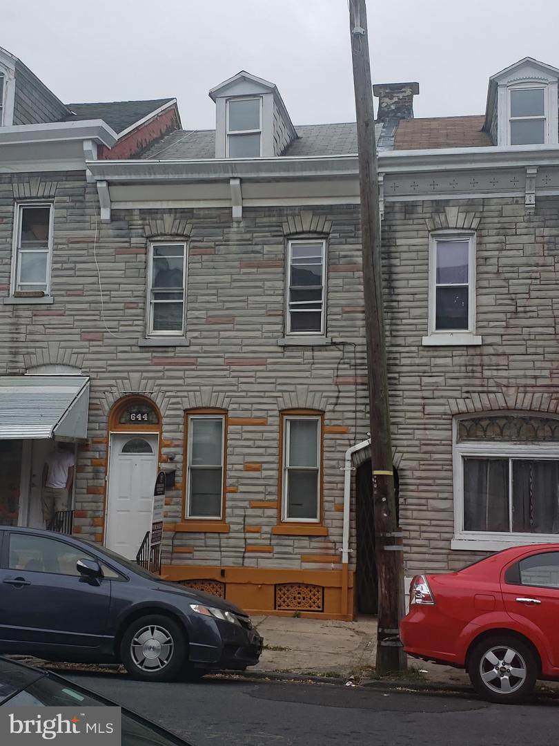 644 11TH Street - Photo 1