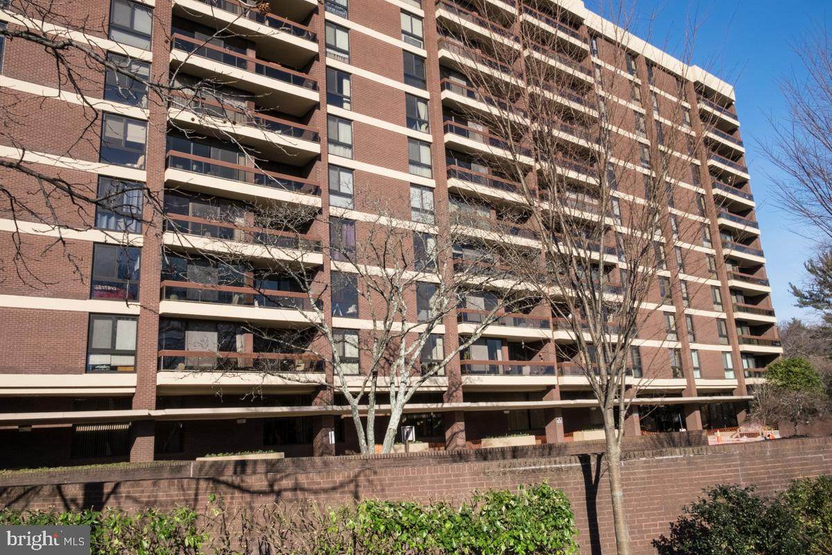 4100 Charles Street - Photo 1