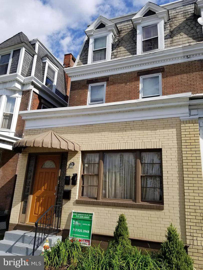 1823 2ND Street - Photo 1