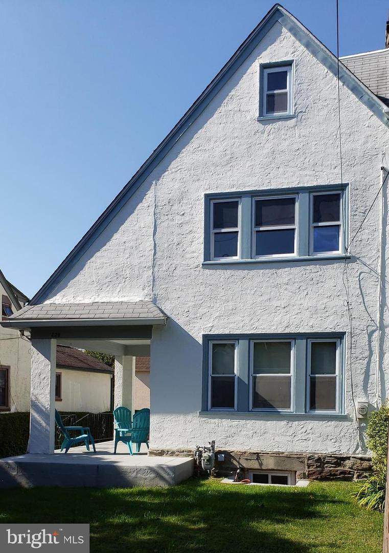 228 Hampden Avenue - Photo 1
