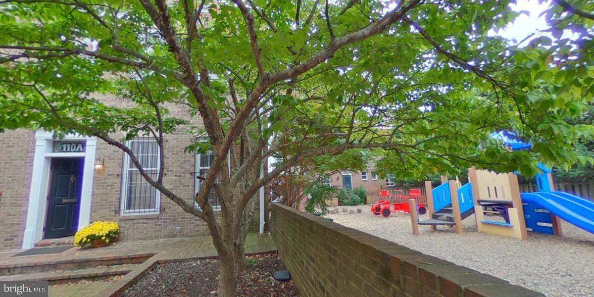 110 Columbus Street - Photo 1