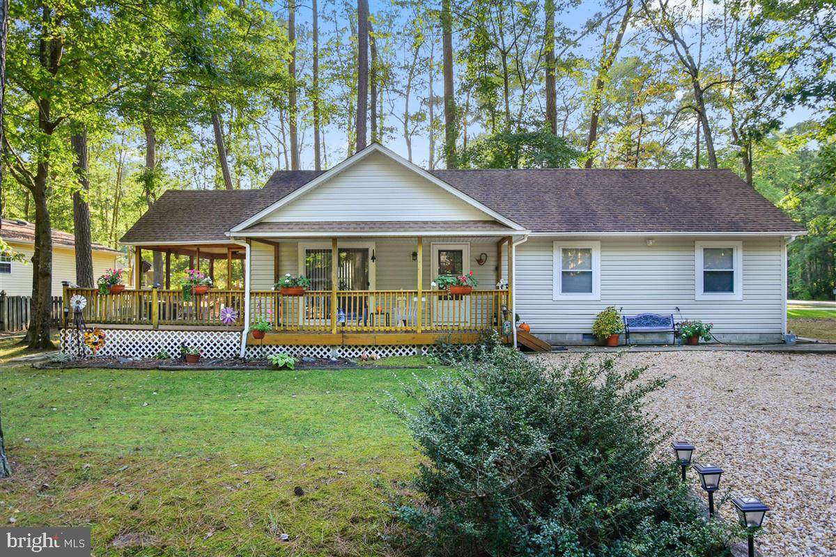 138 Windjammer Road - Photo 1