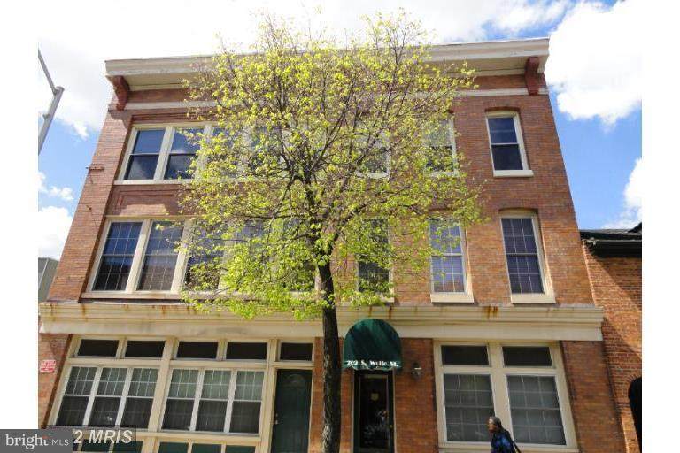 702 Wolfe Street - Photo 1