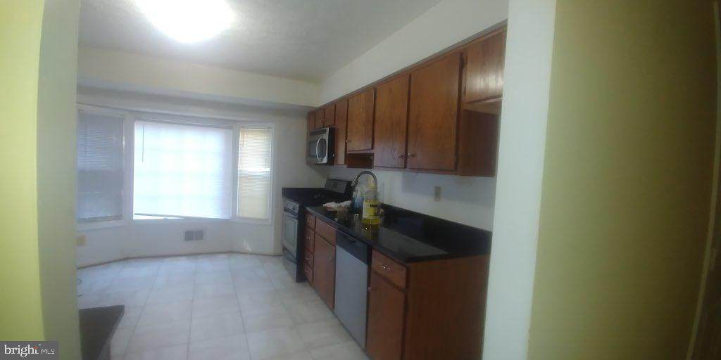 12035 Birchview Drive - Photo 1