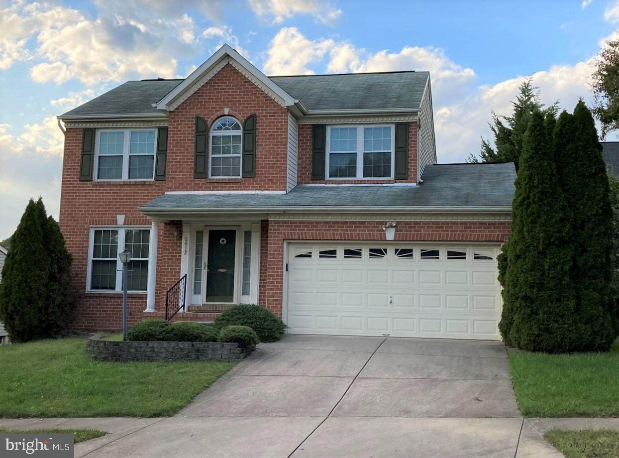 5012 Springhouse Circle - Photo 1
