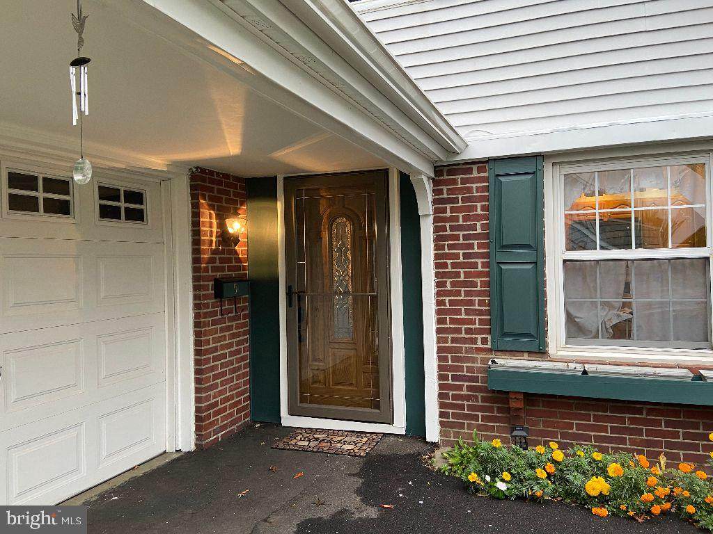 5 Pilgram Lane - Photo 1