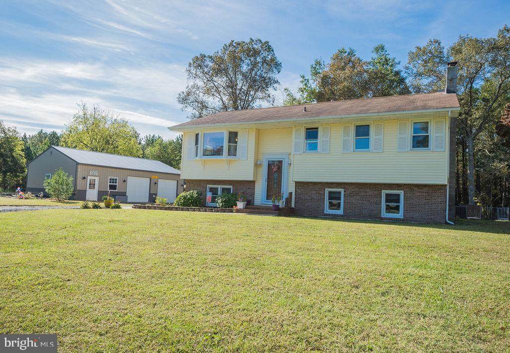 7525 Snow Hill Road - Photo 1