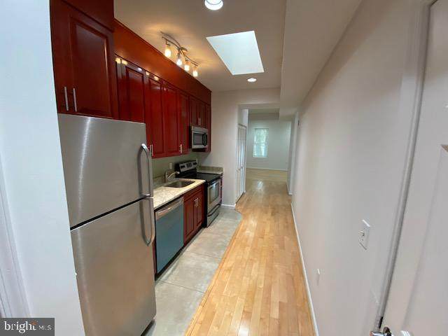 424 Q Street - Photo 1