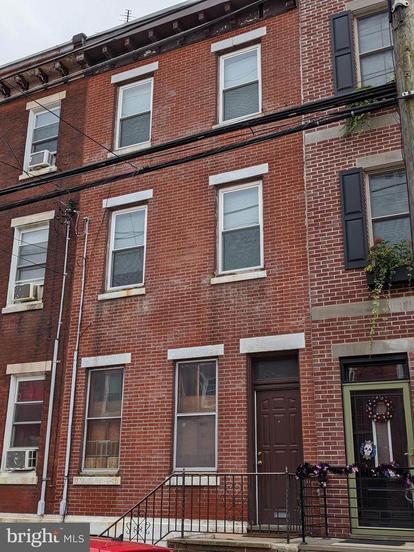 736 Wharton Street - Photo 1