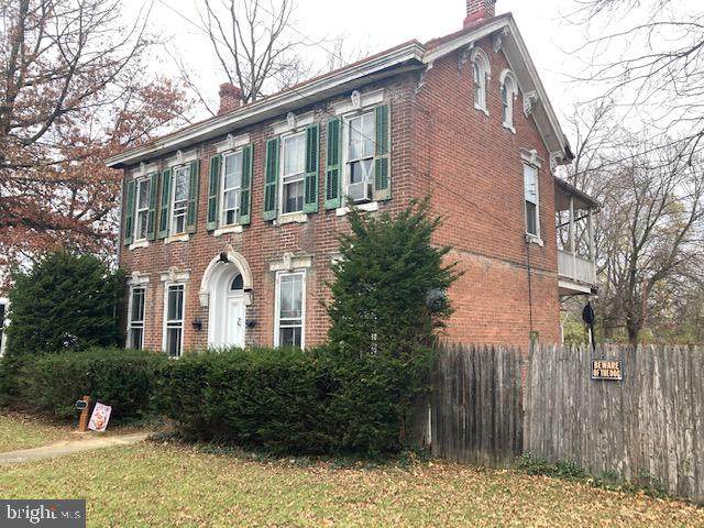 533 Hanover Street - Photo 1