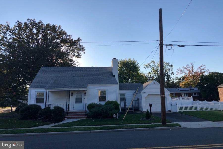713 3RD Avenue - Photo 1