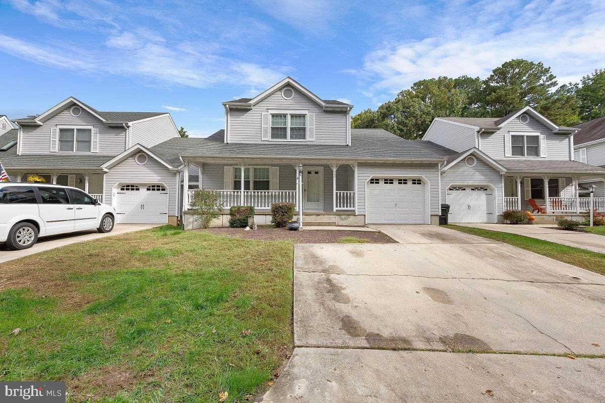 560 Twin Cove Lane - Photo 1