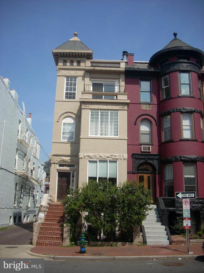 2119 N Street - Photo 1