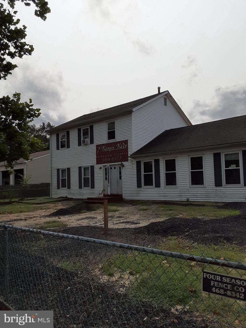 500 Hessian Avenue - Photo 1
