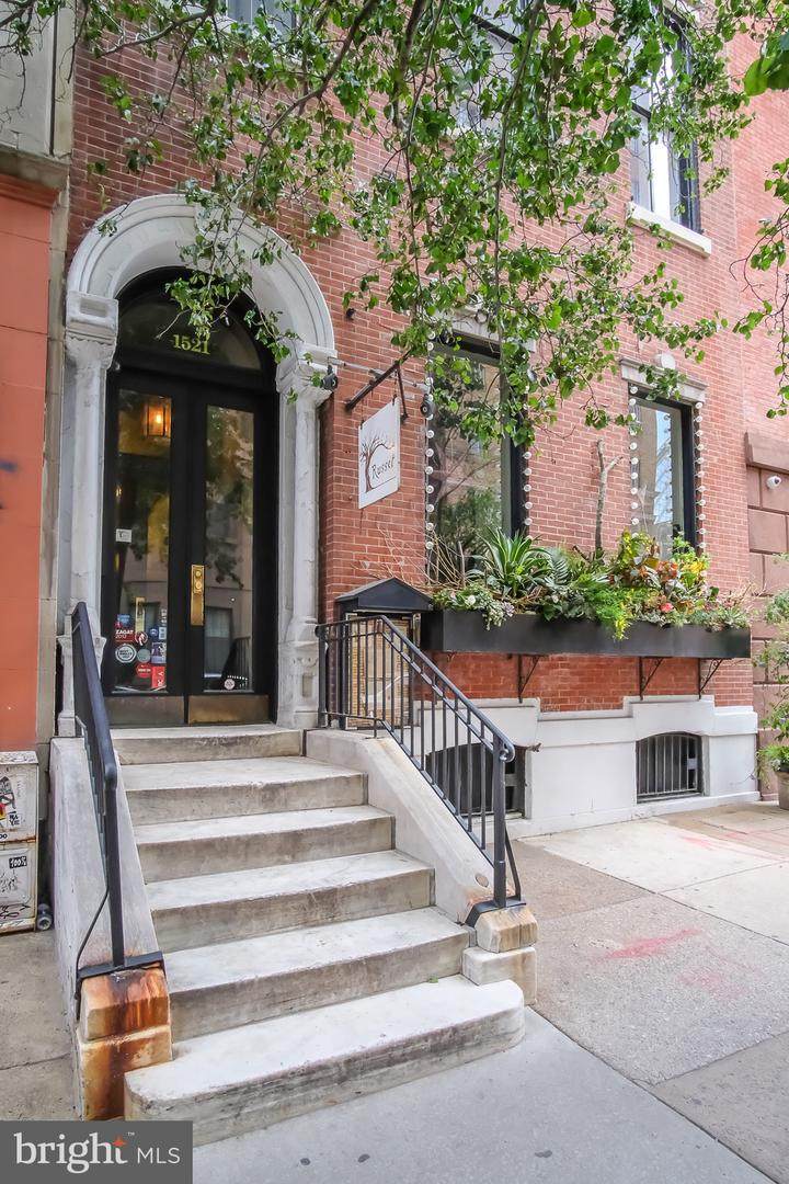 1521 Spruce Street - Photo 1
