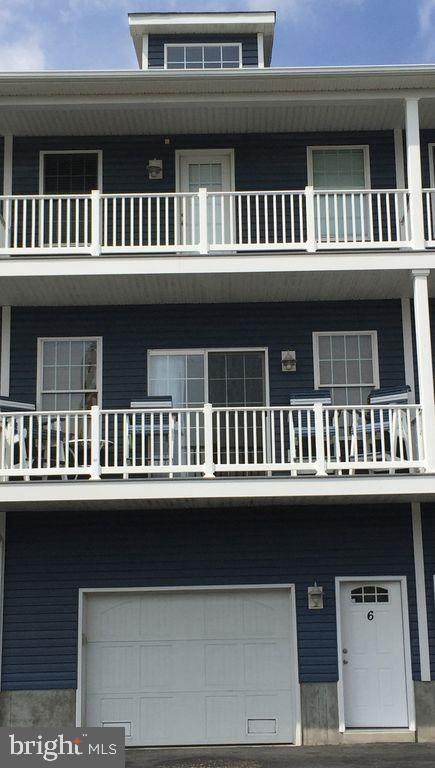 308 26TH Street - Photo 1
