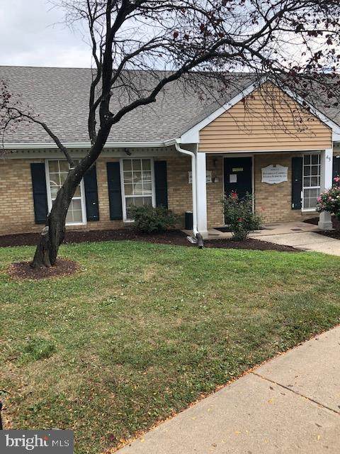 795 Parkway Avenue - Photo 1