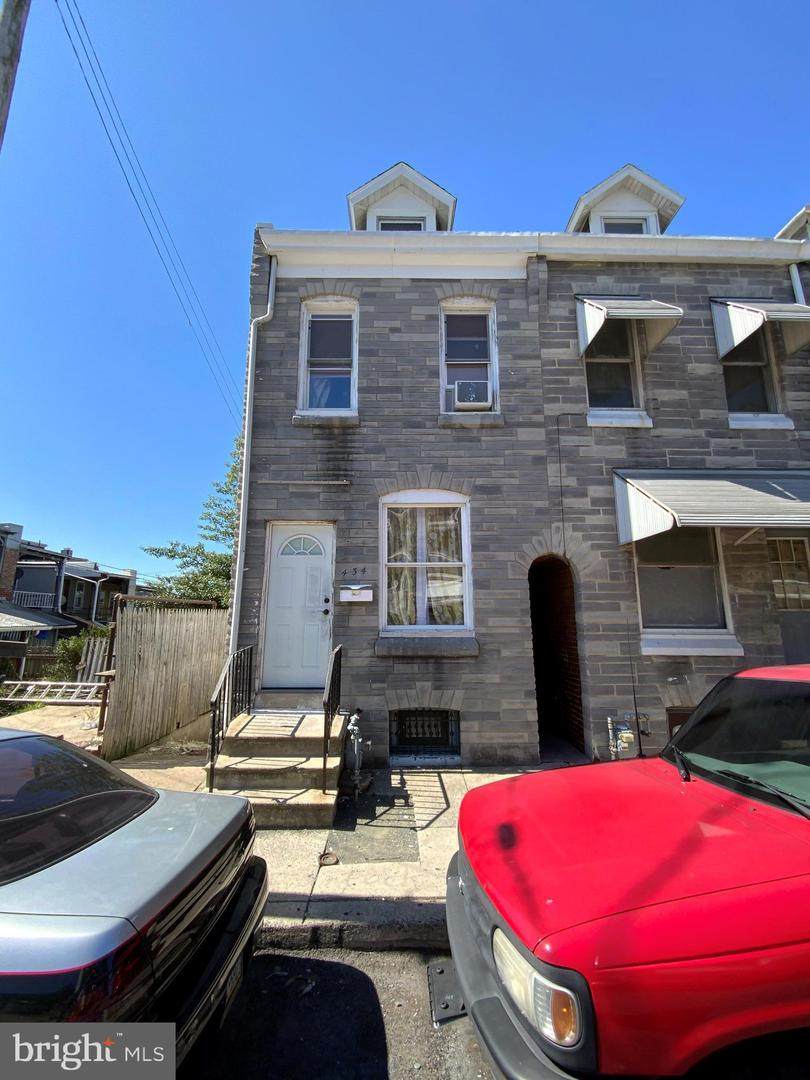 434 Birch Street - Photo 1