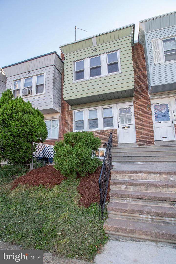 2946 Robbins Avenue - Photo 1