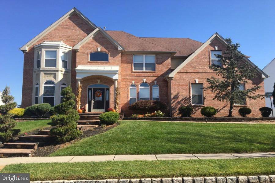 53 Fredrick Boulevard - Photo 1