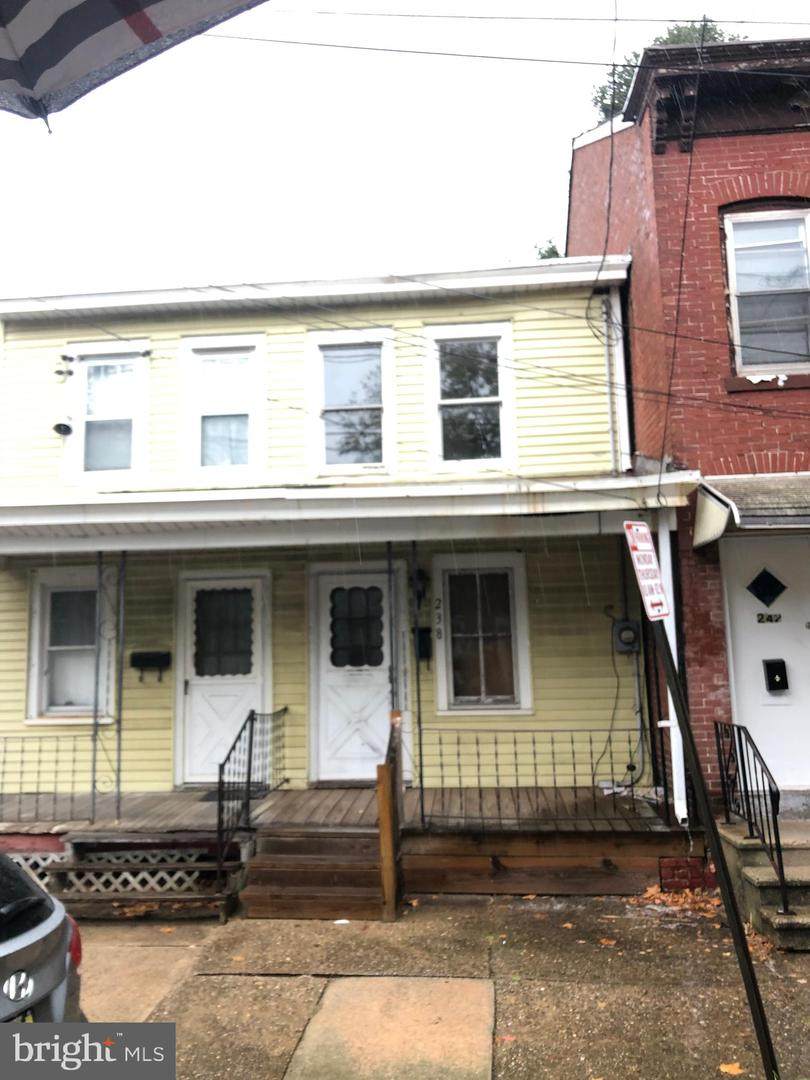 238 Hewitt Street - Photo 1