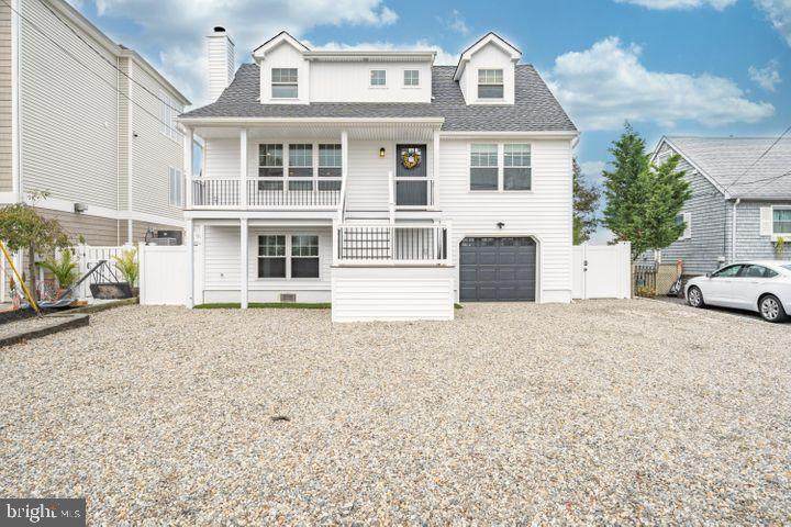 1015 Clairmore Avenue - Photo 1