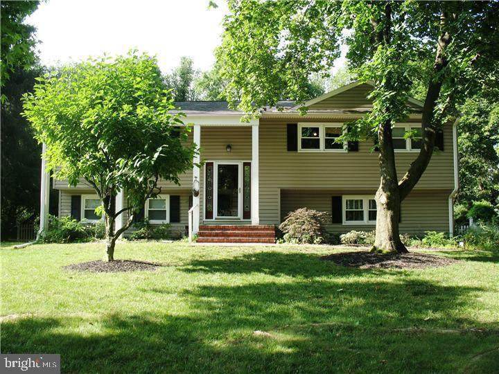 12 Ziff Lane - Photo 1
