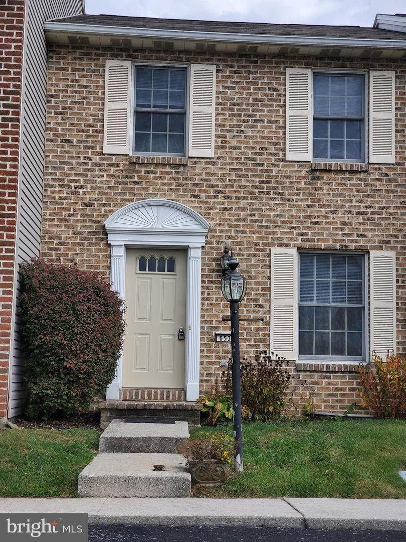653 Park Ridge Drive - Photo 1